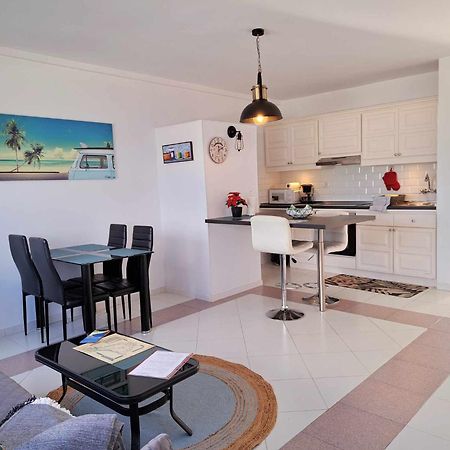 Sunny Tenerife Apartment - Ocean Views تاكورونتي المظهر الخارجي الصورة